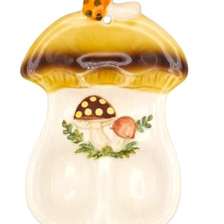 2025/05/IMG_869798273124423511.jpg Vintage 1970s Merry Mushroom Spoon Rest or Hanging Wall Decor