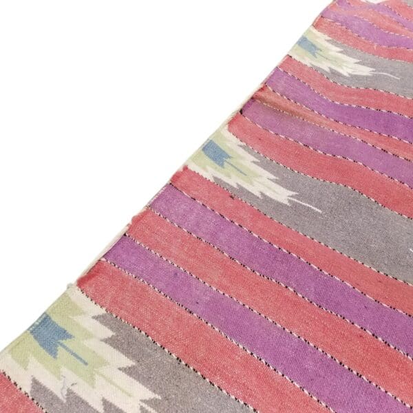 Vintage Rug with Fringe, Mexican / Southwestern Motifs, 61"x94" - Image 7