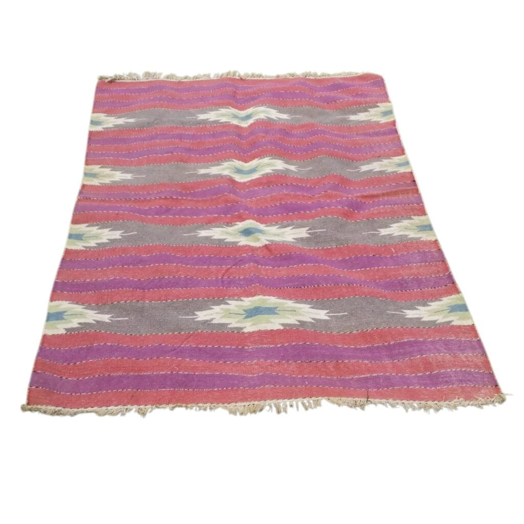 Vintage Rug with Fringe, Mexican / Southwestern Motifs, 61"x94"