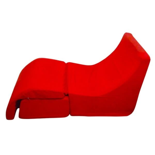 Red Convertible Q-Chaise from Umbra by Karim Rasheed - Image 3