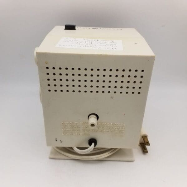 Ivory / Cream 1970s General Electric Desk Radio (Works) and Clock Radio (As-Is) - Image 3