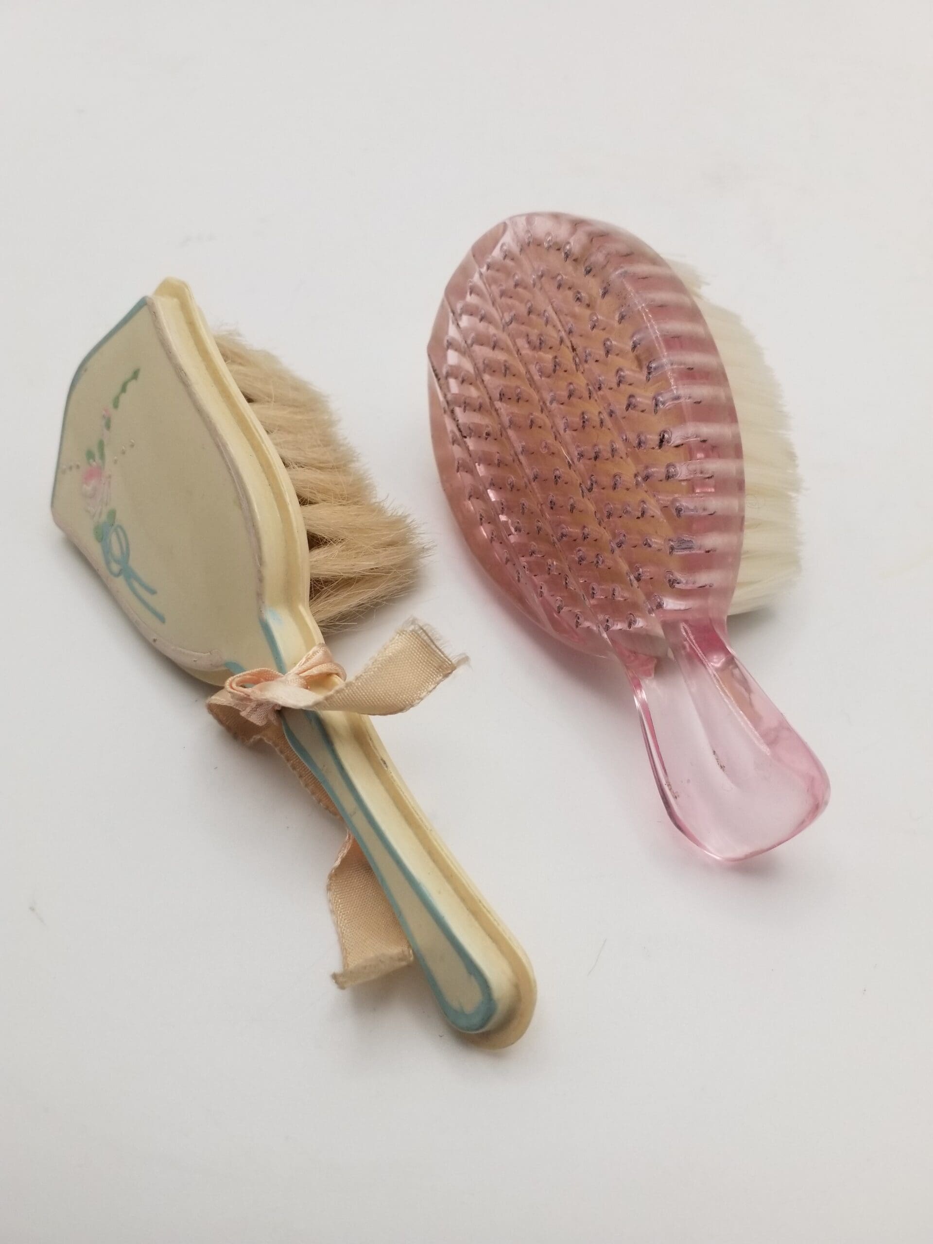 Pair of Vintage Baby Brushes, Translucent Pink & Yellow Celluloid with Satin Ribbon and Hand-Painted Design - As-Is - Image 5
