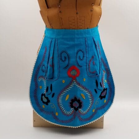 Folk Style Embroidered Apron, with 2 Front Pockets!