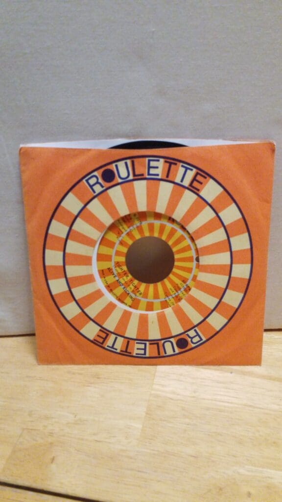 Tommy James and the Shondelles - 45 Vinyl Record - Alive And Kicking, Tighter, Tighter, Sunday Morning - Roulette Records
